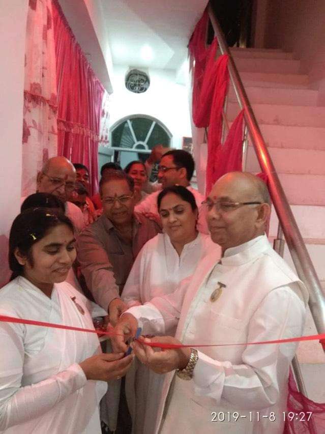 Jyoti Nagar ki opening BK Suraj bhai ji , Geeta Didi ji And Guest Sukhsagar Mishra(नगर पालिका अध्यक्ष) Center incharge BY BK Roshni didi ji