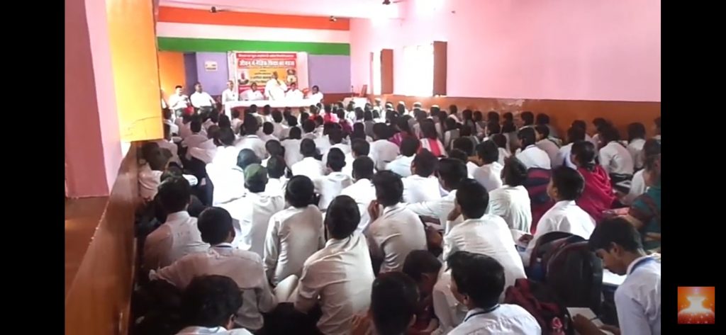 श्री डाल सिंह मेमोरियल स्कूल में प्रोग्राम भगवान भाई जी हरदोई यूपी
